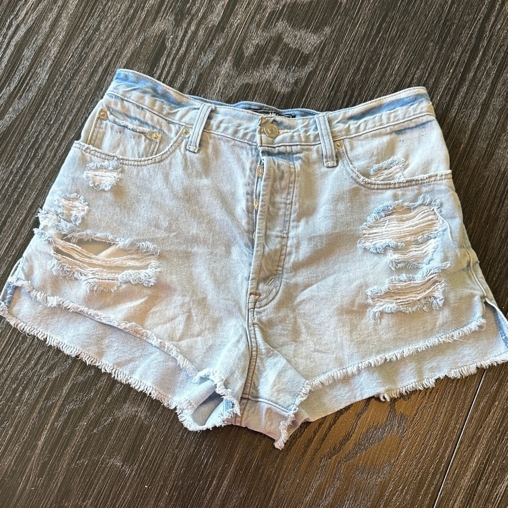 Abercrombie & Fitch Light Blue Distressed 100% Cotton Cutoff Jean Shorts, 28